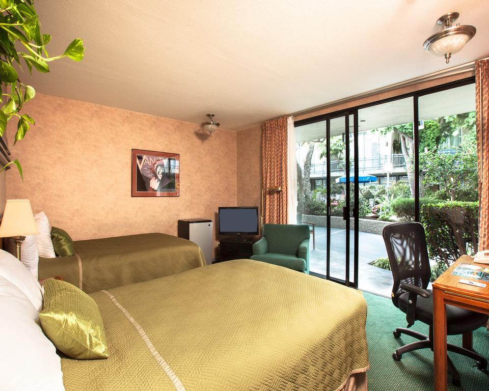 Travelodge Hotel At Lax Λος Άντζελες Δωμάτιο φωτογραφία