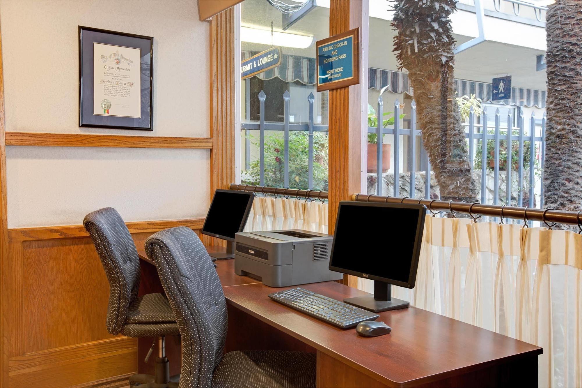 Travelodge Hotel At Lax Λος Άντζελες Εξωτερικό φωτογραφία