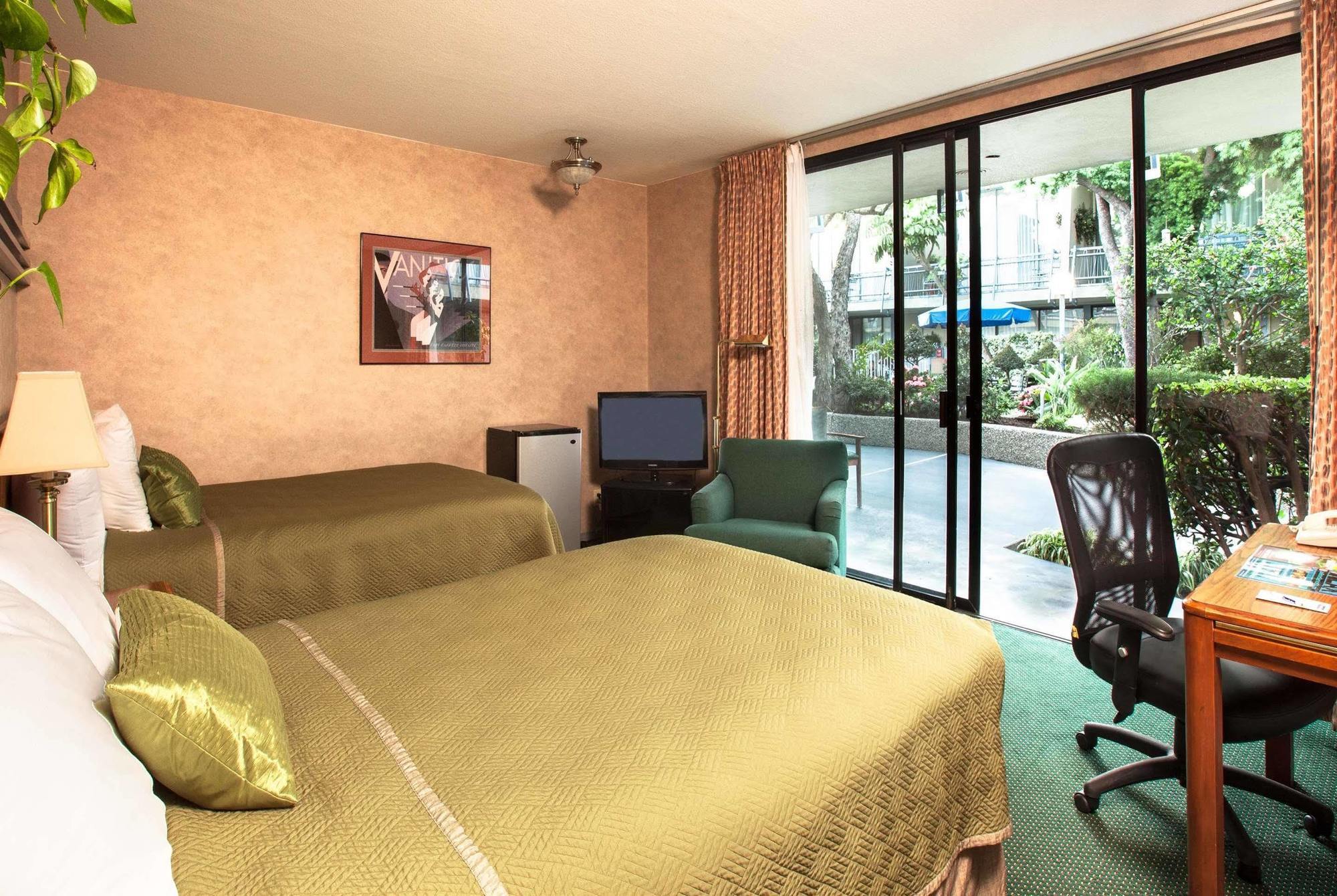 Travelodge Hotel At Lax Λος Άντζελες Εξωτερικό φωτογραφία