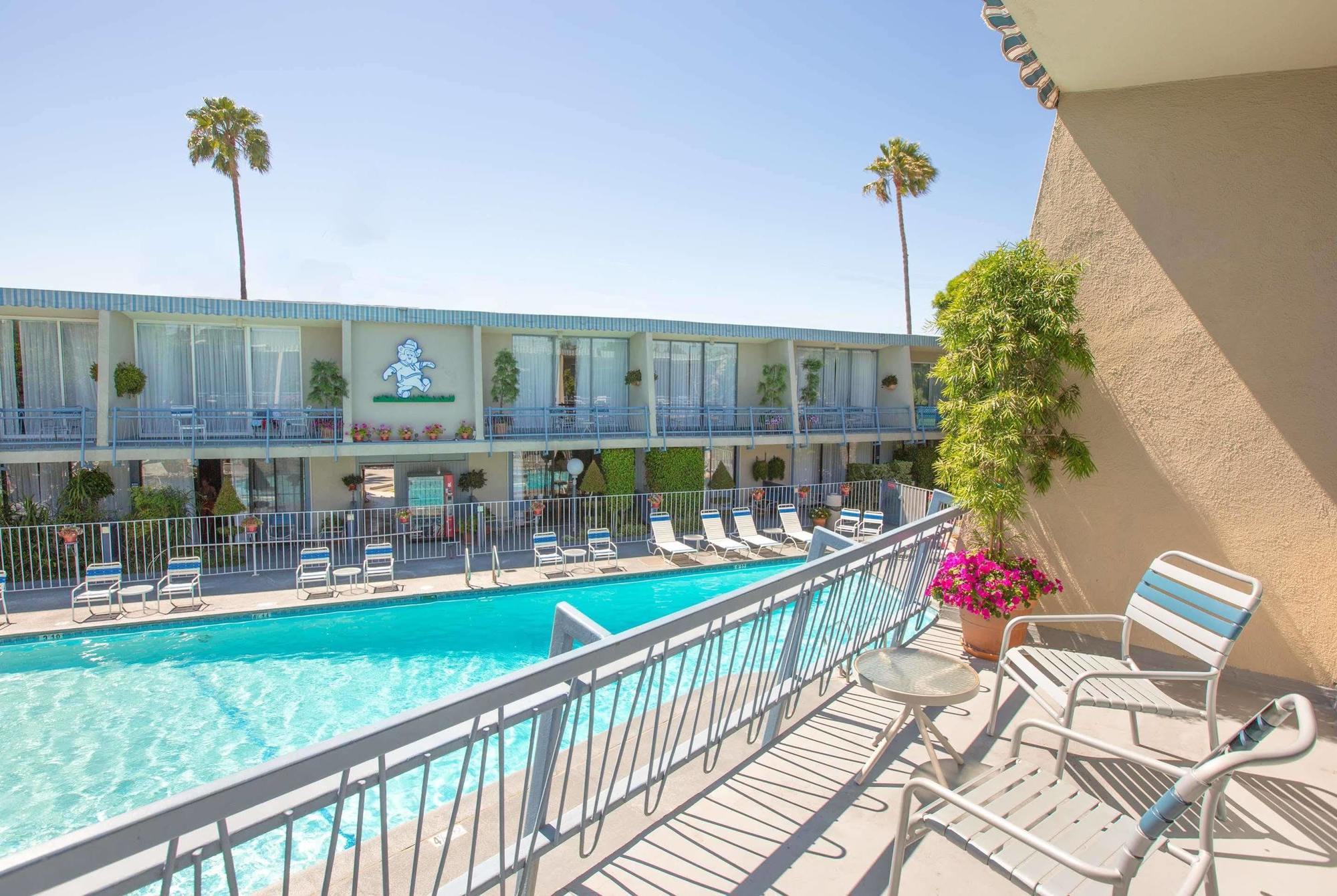 Travelodge Hotel At Lax Λος Άντζελες Εξωτερικό φωτογραφία