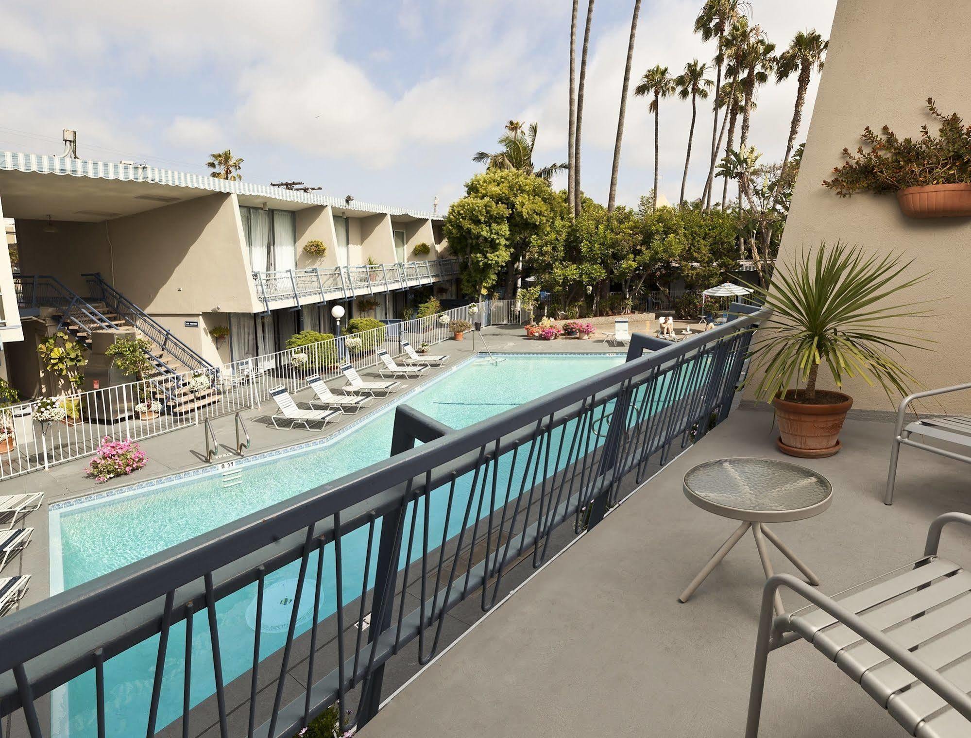 Travelodge Hotel At Lax Λος Άντζελες Εξωτερικό φωτογραφία